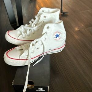 Converse white high top size 5.5W